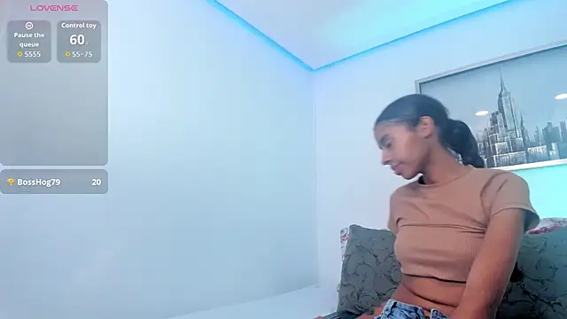 Snapshot of sarah_ashbourne chatting on 09/11/25, 12:05 sarah ashbourne online show from 09/11/25, 12:05