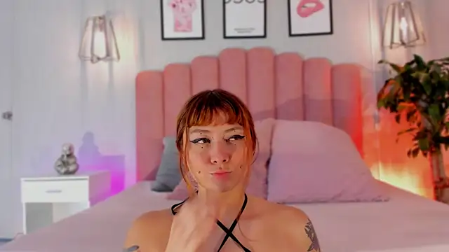 raven black  online show from 10/03/25, 02:03