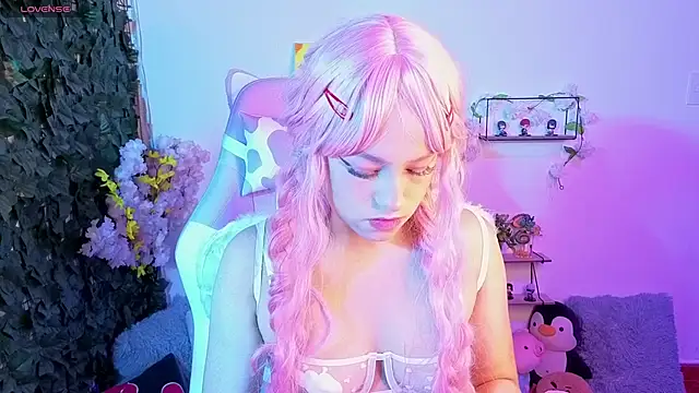 Eymmy 24 online show from 02/15/26, 02:30