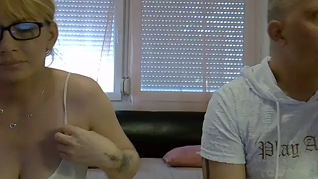 VanessaJoci online show from 09/11/25, 10:48