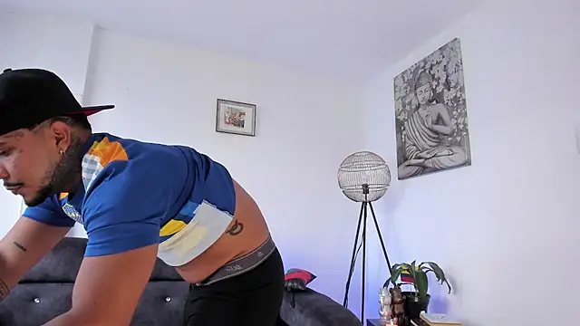 DeimonOficial online show from 02/08/26, 08:23