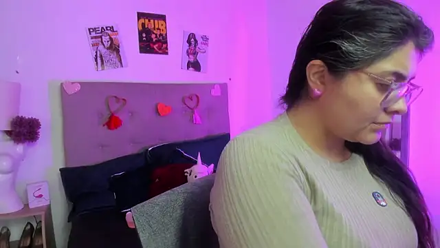 TifanyAmazinng online show from 02/10/26, 01:15