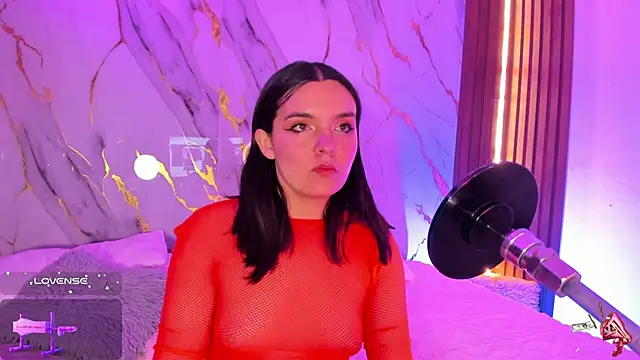 alicecute77 online show from 10/27/25, 02:26