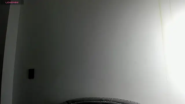 Snapshot of AdyJules chatting on 10/20/25, 12:05 AdyJules online show from 10/20/25, 12:05