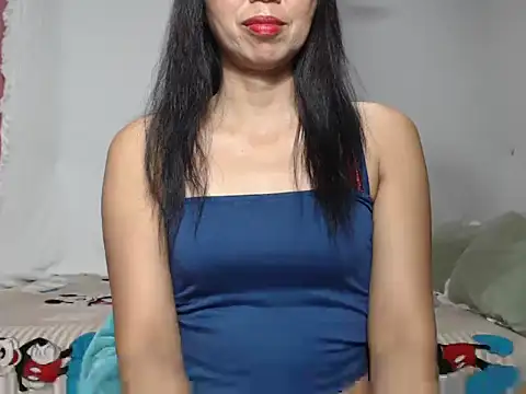 Snapshot of HelenaM chatting on 09/25/25, 01:31 HelenaM online show from 09/25/25, 01:31