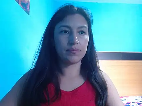 Snapshot of SarahFriendly chatting on 04/07/26, 09:26 SarahFriendly online show from 04/07/26, 09:26