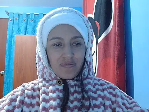 Snapshot of SarahFriendly chatting on 07/03/26, 12:50 SarahFriendly online show from 07/03/26, 12:50