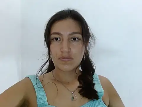 Snapshot of SarahFriendly chatting on 07/17/26, 08:46 SarahFriendly online show from 07/17/26, 08:46