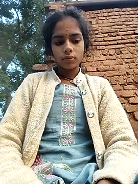 Snapshot of Gulika_Doshi chatting on 11/23/25, 02:11 Gulika Doshi online show from 11/23/25, 02:11