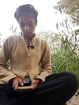 Snapshot of Gulika_Doshi chatting on 02/19/26, 01:45 Gulika Doshi online show from 02/19/26, 01:45