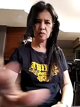 Prettysweetmum online show from 09/10/25, 12:43