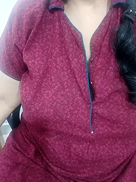 Snapshot of tami_lavanya chatting on 04/02/26, 04:26 tami lavanya online show from 04/02/26, 04:26