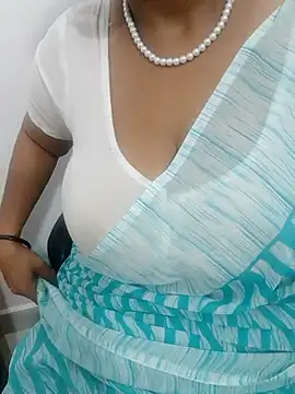 Snapshot of tami_lavanya chatting on 04/11/26, 01:26 tami lavanya online show from 04/11/26, 01:26