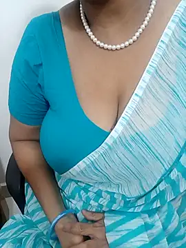 Snapshot of tami_lavanya chatting on 04/16/26, 03:51 tami lavanya online show from 04/16/26, 03:51