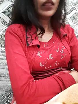 Aarti-kumri online show from 11/19/25, 08:31