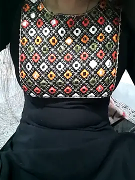 Aarti-kumri online show from 02/16/26, 12:12