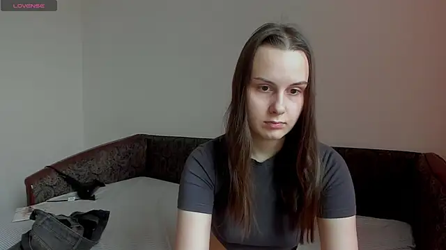 Kelly Cartier online show from 04/04/26, 12:02