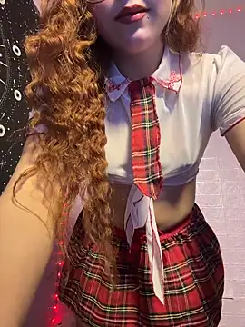 Snapshot of ZeziGamingg chatting on 03/04/26, 05:35 ZeziGamingg online show from 03/04/26, 05:35