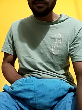 Snapshot of mayur_raaje chatting on 11/12/25, 12:05 mayur raaje online show from 11/12/25, 12:05