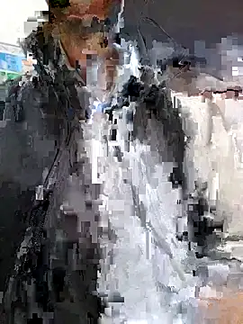 Snapshot of mayur_raaje chatting on 12/17/25, 11:44 mayur raaje online show from 12/17/25, 11:44