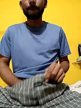 Snapshot of mayur_raaje chatting on 01/08/26, 08:00 mayur raaje online show from 01/08/26, 08:00