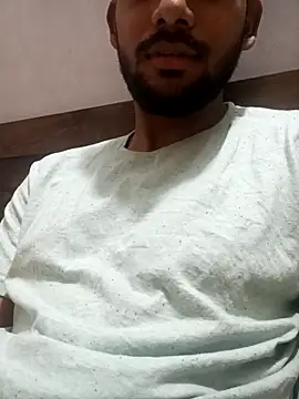 Snapshot of mayur_raaje chatting on 03/15/26, 10:32 mayur raaje online show from 03/15/26, 10:32