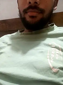 Snapshot of mayur_raaje chatting on 03/22/26, 03:32 mayur raaje online show from 03/22/26, 03:32