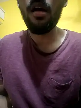 Snapshot of mayur_raaje chatting on 05/07/26, 06:13 mayur raaje online show from 05/07/26, 06:13