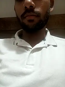 Snapshot of mayur_raaje chatting on 05/22/26, 04:56 mayur raaje online show from 05/22/26, 04:56