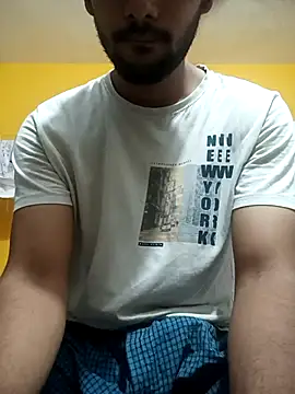 Snapshot of mayur_raaje chatting on 05/25/26, 07:58 mayur raaje online show from 05/25/26, 07:58