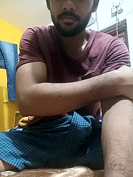 Snapshot of mayur_raaje chatting on 07/08/26, 12:31 mayur raaje online show from 07/08/26, 12:31