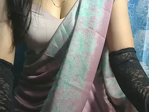 Snapshot of sheetal-sheetal95 chatting on 03/09/26, 05:17 sheetal-sheetal95 online show from 03/09/26, 05:17