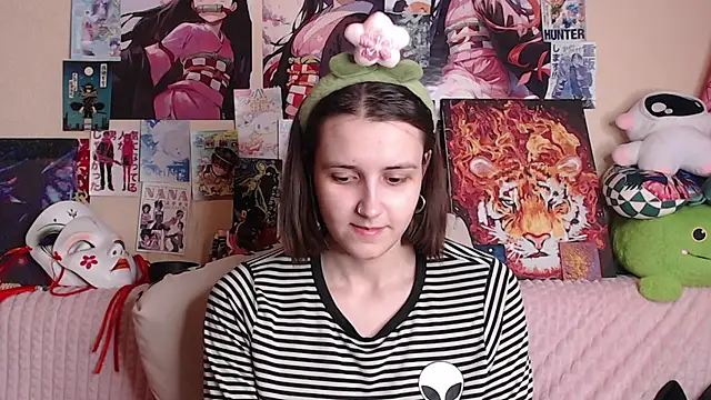 Snapshot of AliceChio chatting on 11/09/25, 05:00 AliceChio online show from 11/09/25, 05:00