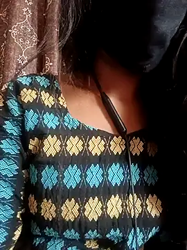 Snapshot of kavya-telugu84 chatting on 04/28/26, 09:36 kavya-telugu84 online show from 04/28/26, 09:36