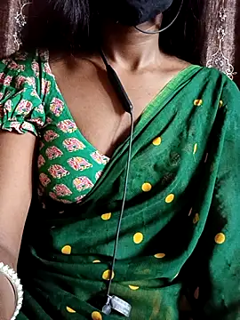 Snapshot of kavya-telugu84 chatting on 05/19/26, 06:31 kavya-telugu84 online show from 05/19/26, 06:31