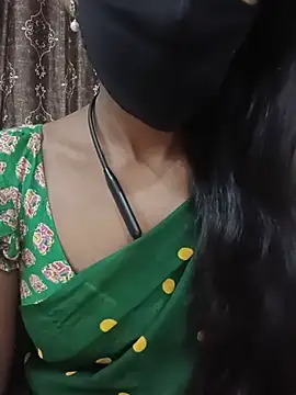 Snapshot of kavya-telugu84 chatting on 06/07/26, 10:02 kavya-telugu84 online show from 06/07/26, 10:02