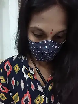 Snapshot of kavya-telugu84 chatting on 07/19/26, 07:06 kavya-telugu84 online show from 07/19/26, 07:06
