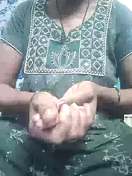 Snapshot of smartangel_telugu chatting on 04/18/26, 11:05 smartangel telugu online show from 04/18/26, 11:05