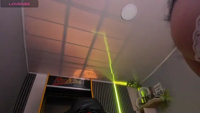 Jenie fire  online show from 12/04/25, 08:06