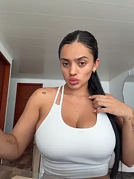 AnaaFaith  online show from 04/12/26, 06:13