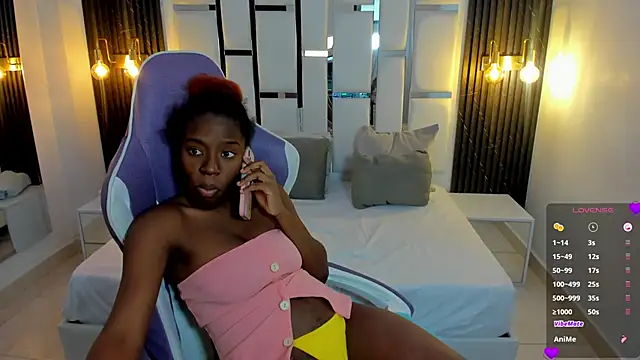  emma willliams  online show from 11/13/25, 03:00