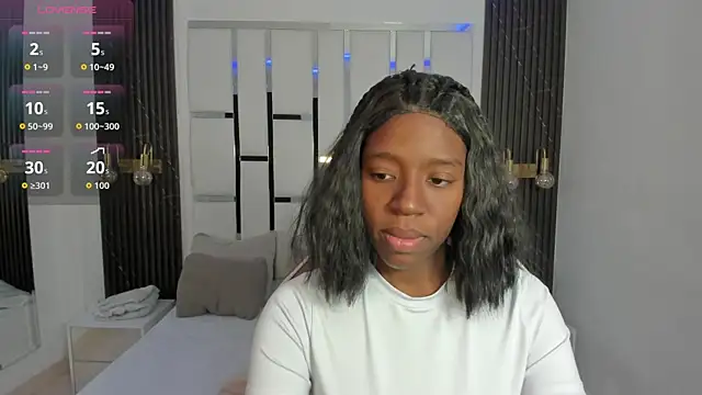  emma willliams  online show from 12/02/25, 01:39