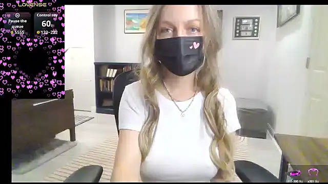 Magical Milf MelissaXX online show from 10/01/25, 05:19