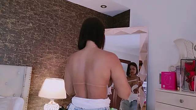 IrinaVelvet online show from 11/06/25, 04:41