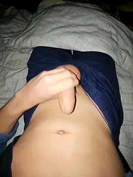 Snapshot of NonDirloAllaMamma chatting on 10/18/25, 01:56 NonDirloAllaMamma online show from 10/18/25, 01:56