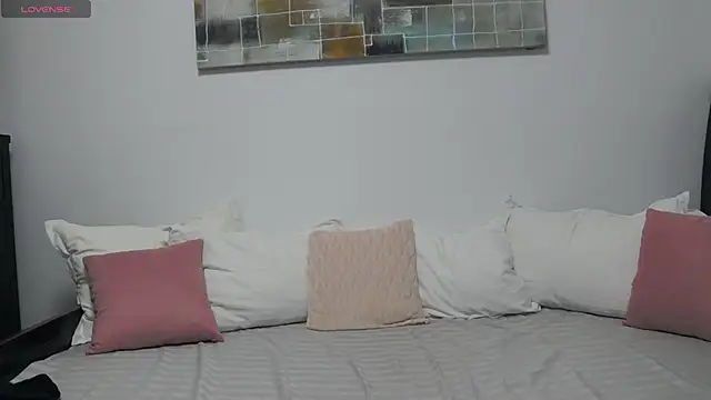 Snapshot of LadyLiia chatting on 12/14/24, 08:23 LadyLiia online show from 12/14/24, 08:23