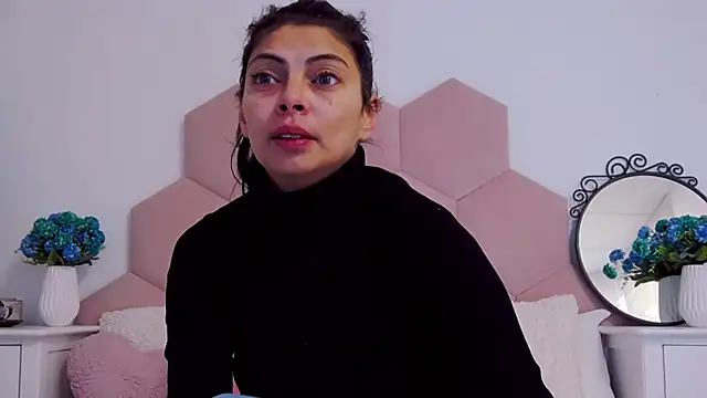 Snapshot of LadyLiia chatting on 01/07/25, 04:50 LadyLiia online show from 01/07/25, 04:50