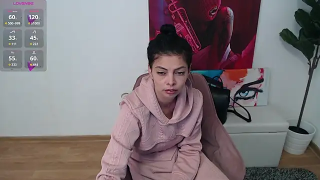 LadyLiia online show from 05/06/26, 03:35