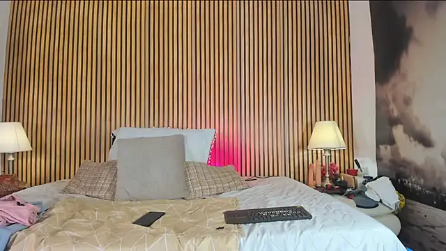 Snapshot of keeyla_stone chatting on 09/23/25, 10:13 keeyla stone online show from 09/23/25, 10:13