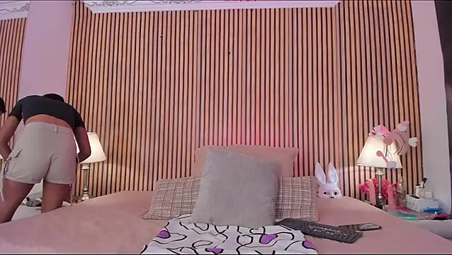 Snapshot of keeyla_stone chatting on 11/06/25, 08:32 keeyla stone online show from 11/06/25, 08:32